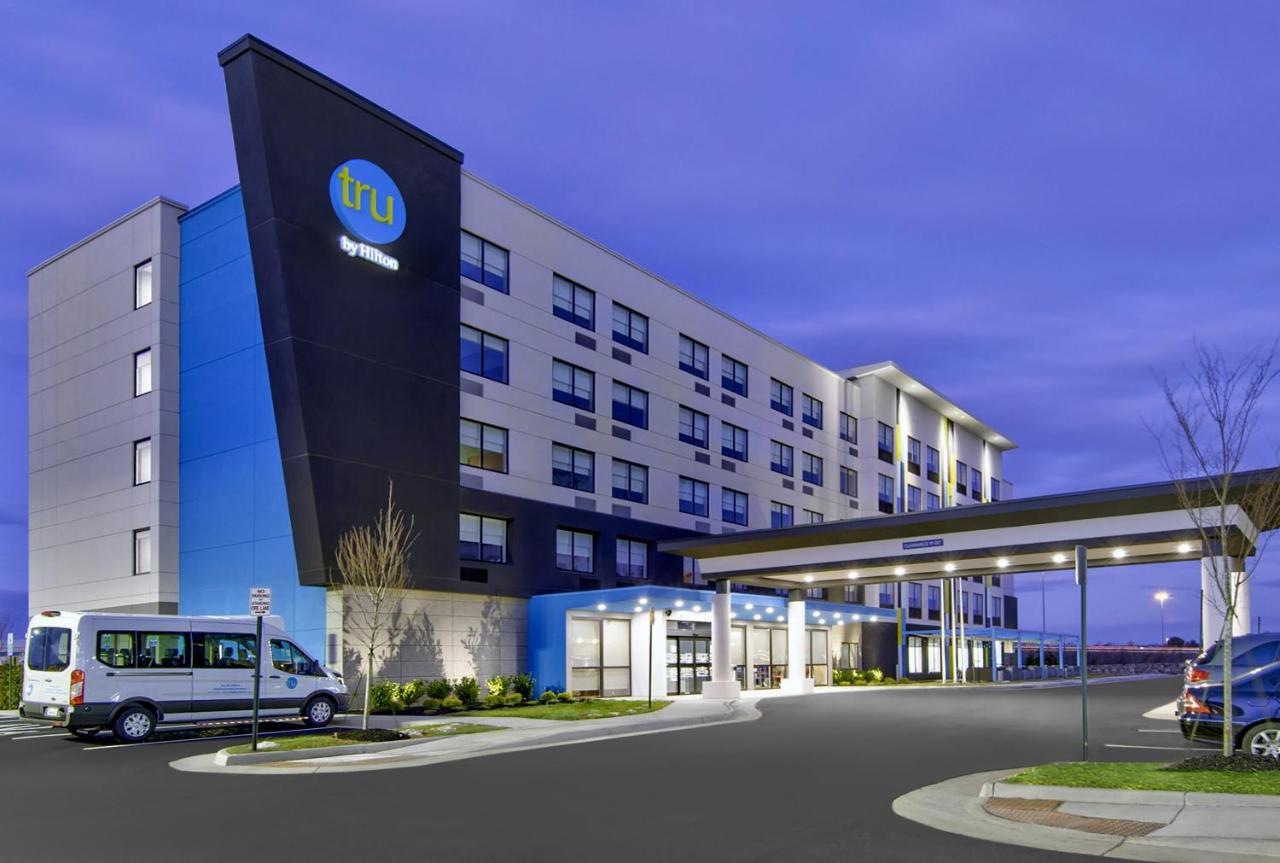 Tru By Hilton Ashburn One Loudoun, Va Hotel Exterior photo