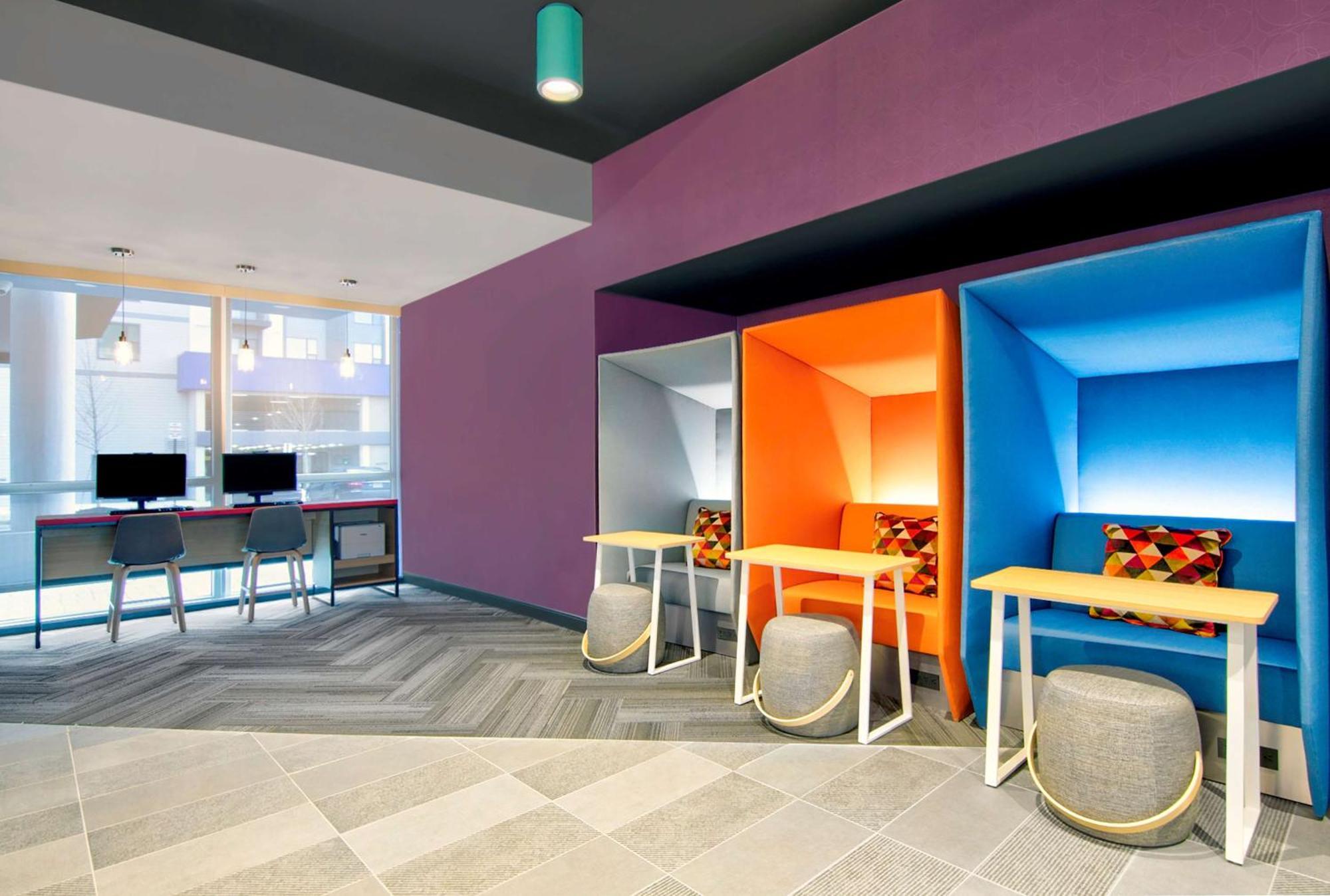 Tru By Hilton Ashburn One Loudoun, Va Hotel Exterior photo